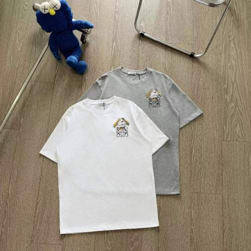 大人気 ロエベ 偽物通販 24春先の新作刺繍半袖Tシャツ3 D立体刺繍柄半袖Tシャツ2色