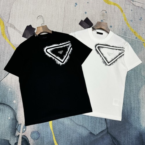 追跡付 プラダ 激安通販 の春先の最新限定三角標個性的な半袖Tシャツ2色