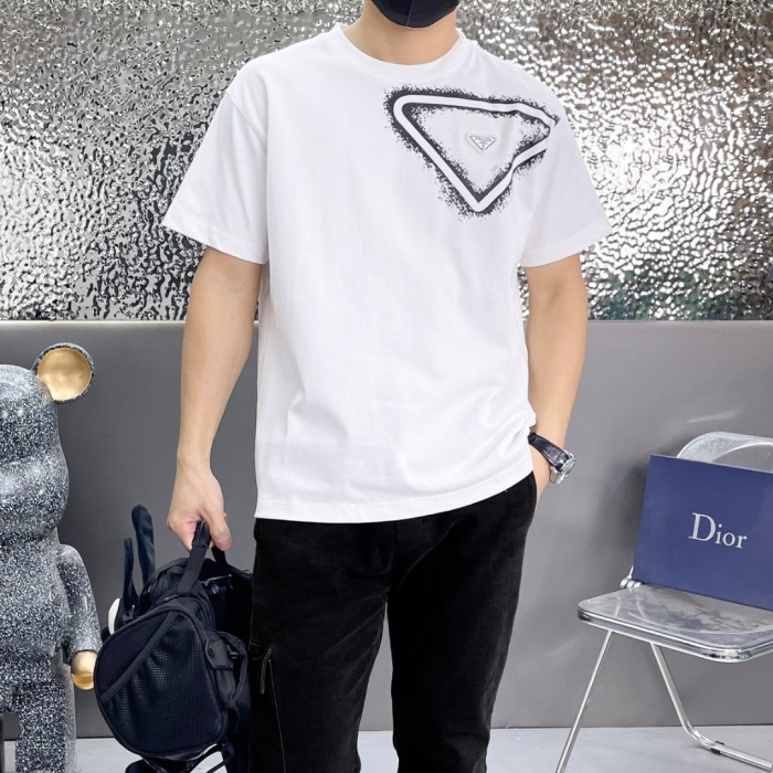 追跡付 プラダ 激安通販 の春先の最新限定三角標個性的な半袖Tシャツ2色