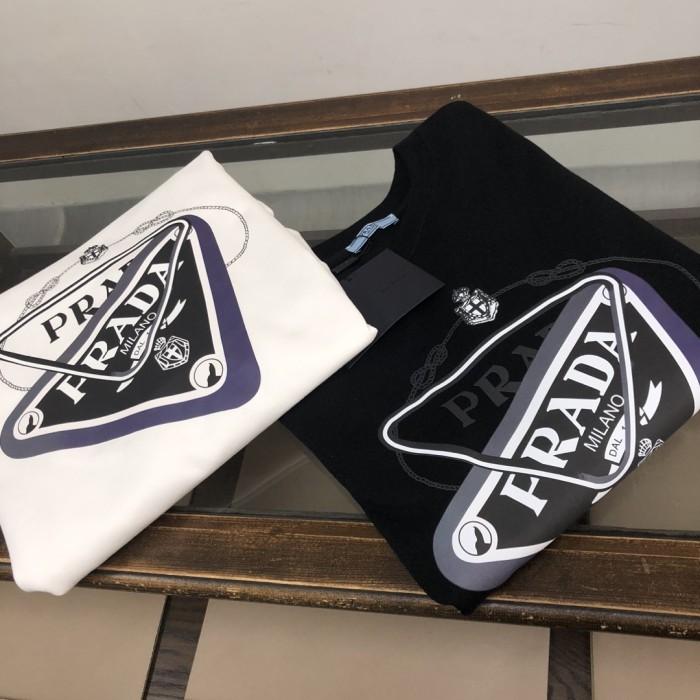 【限定】プラダ 激安偽物 の新作カップル用丸首衛衣