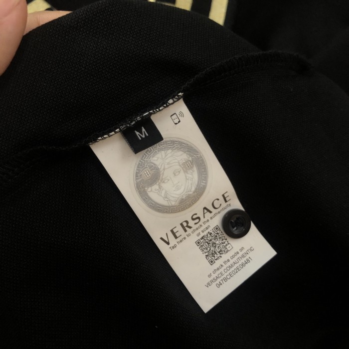 【話題商品！】ヴェルサーチ 偽物通販 Versace2024新作メデューサ刺繍ポロシャツTシャツ