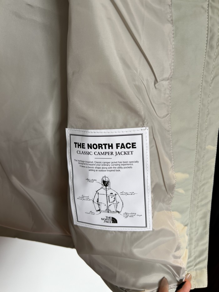 稀少 ザノースフェイス スーパーコピー The North faceの男性用マルチポケットジャケット3色