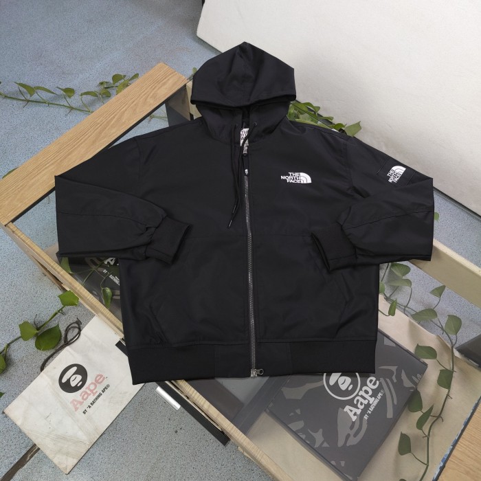 入手困難 ザノースフェイス 激安偽物 The North Face刺繍ロゴ柄カジュアルカップル防水防風機能付きフードコート