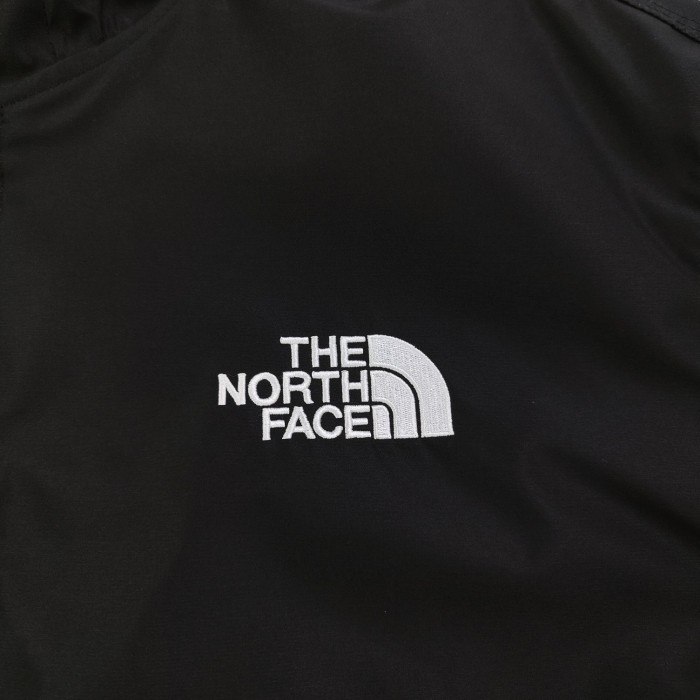 入手困難 ザノースフェイス 激安偽物 The North Face刺繍ロゴ柄カジュアルカップル防水防風機能付きフードコート