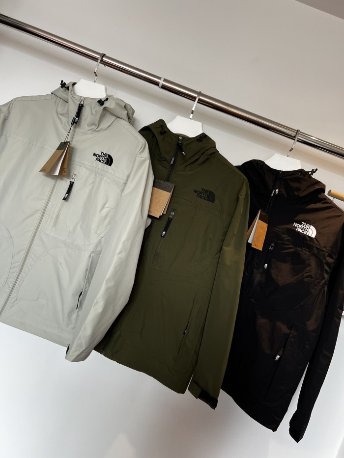 稀少 ザノースフェイス スーパーコピー The North faceの男性用マルチポケットジャケット3色