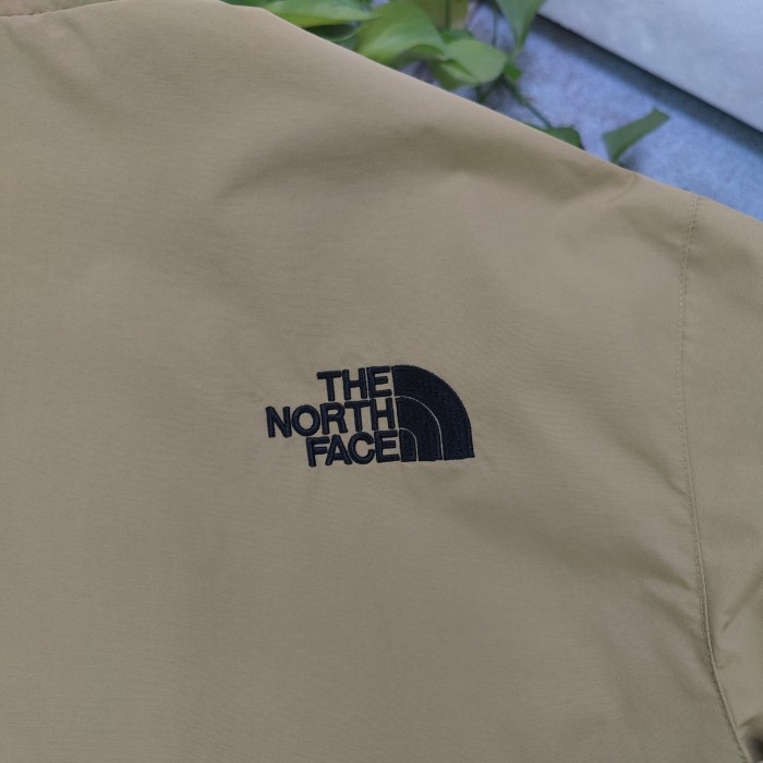 高品質 ザノースフェイス 偽物通販 The North Face刺繍ロゴ柄カジュアルカップル防水防風機能付きフードコート