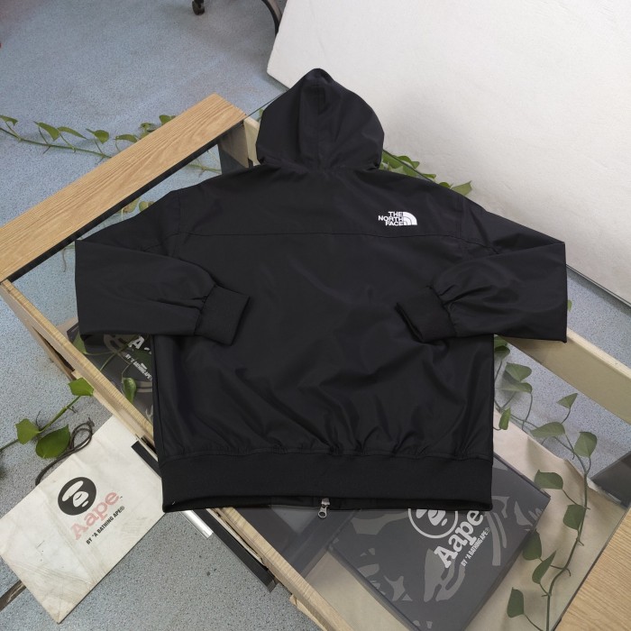 入手困難 ザノースフェイス 激安偽物 The North Face刺繍ロゴ柄カジュアルカップル防水防風機能付きフードコート