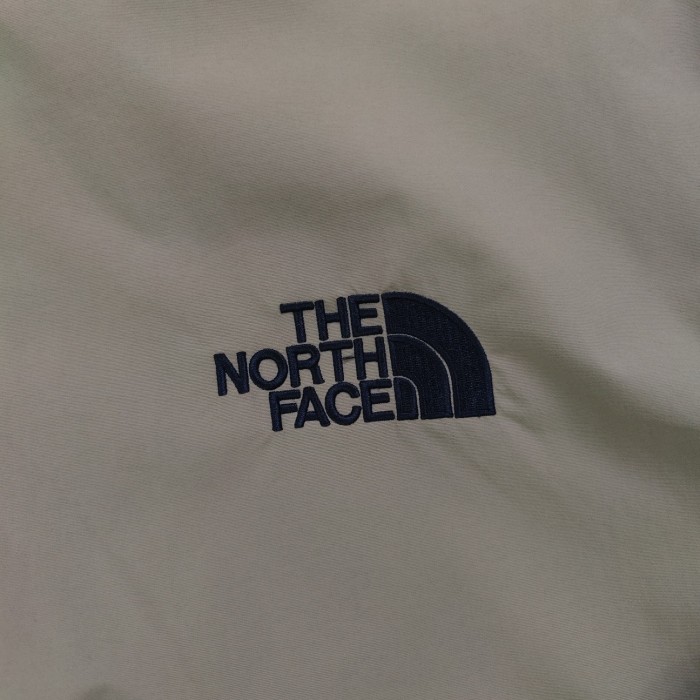 高品質 ザノースフェイス 偽物通販 The North Face刺繍ロゴ柄カジュアルカップル防水防風機能付きフードコート