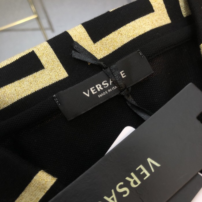 【話題商品！】ヴェルサーチ 偽物通販 Versace2024新作メデューサ刺繍ポロシャツTシャツ
