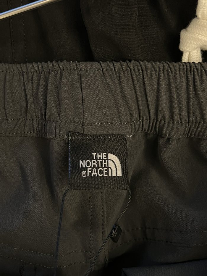 一目惚れ♪ ザノースフェイス 激安偽物 TheNorthFace24新作スタッズ多ポケット多機能カジュアルパンツ3色