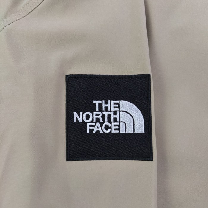 一目惚れ♪ ザノースフェイス n級品 The North Face刺繍ロゴパイロット野球襟アウトドア機能ジャケット