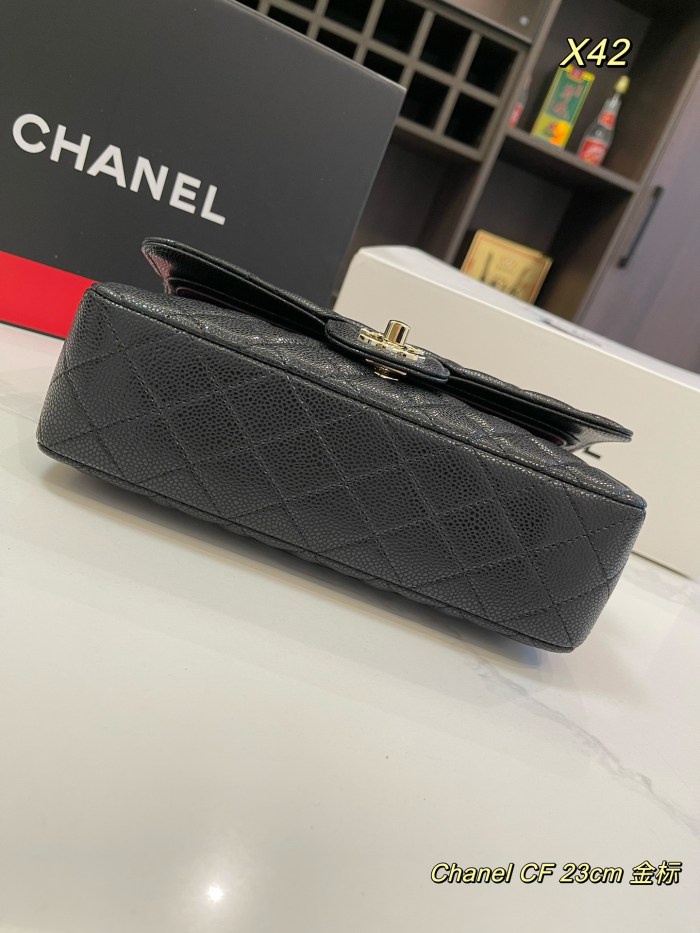 超奇跡の入荷☆ シャネル 激安通販 ショルダーバック