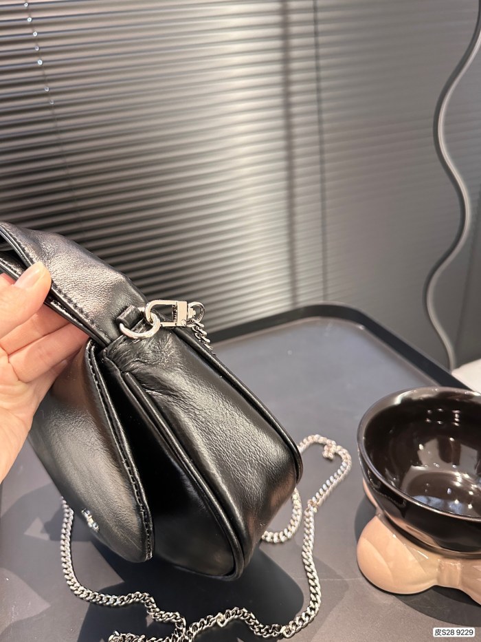 【限定】シャネルCHANEL n級品 チェーンバッグ