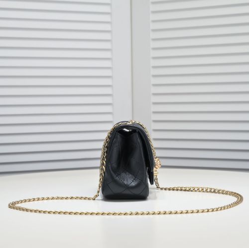使い勝手良し シャネル 激安通販 Chanel 椿調節ボタンシリーズ ショルダーバック