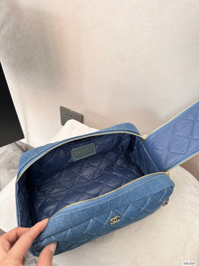 入手困難 シャネルCHANEL 激安偽物 ショルダーバック