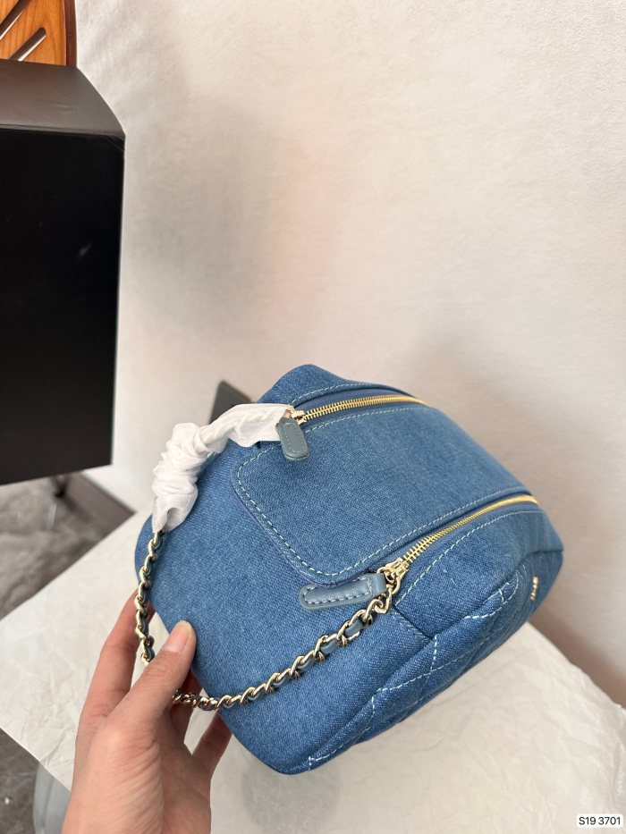 入手困難 シャネルCHANEL 激安偽物 ショルダーバック
