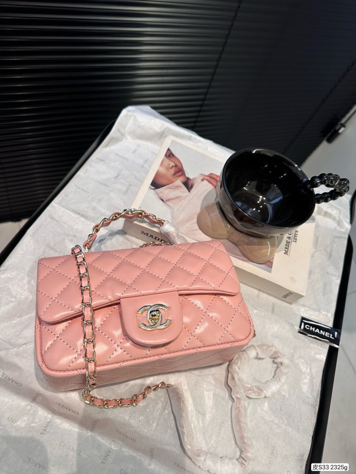 日本未入荷 chanelシャネル コピー 手提げクロスバッグ