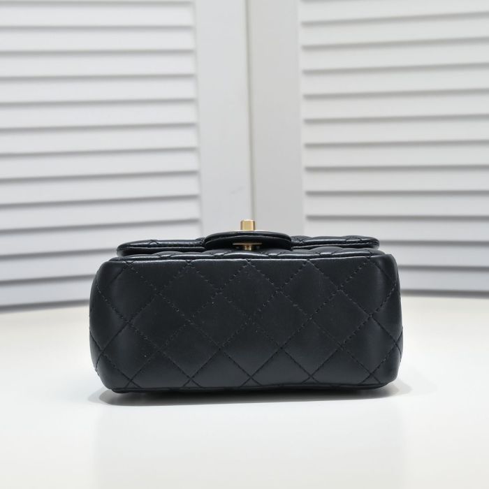 使い勝手良し シャネル 激安通販 Chanel 椿調節ボタンシリーズ ショルダーバック