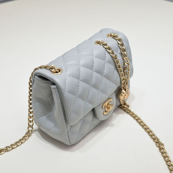 超奇跡の入荷☆ シャネル コピーおすすめ Chanel 椿調節ボタンシリーズ ショルダーバック