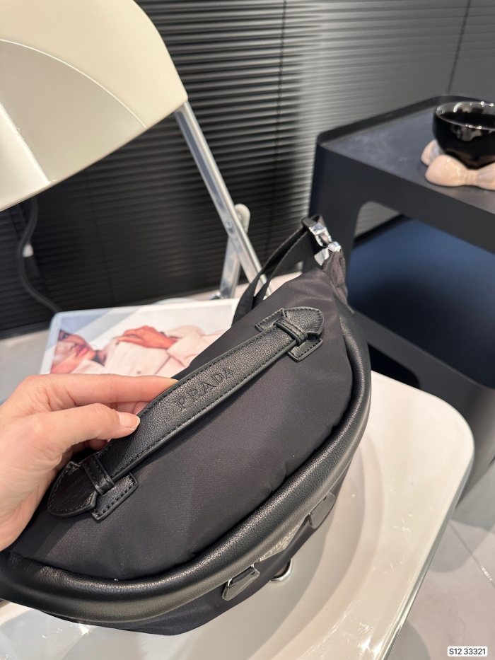 高品質 プラダ コピー PRADA ナイロンウエストバッグ胸バッグ