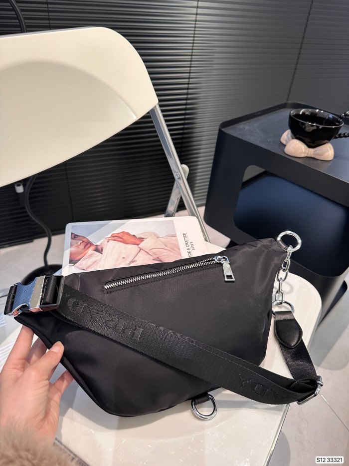 高品質 プラダ コピー PRADA ナイロンウエストバッグ胸バッグ