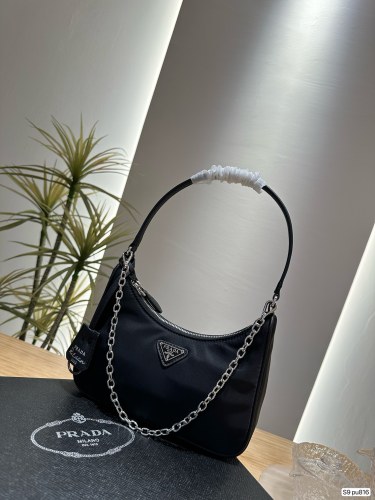 超奇跡の入荷☆ プラダ n級品 PRADA 洋風アイテム プラダ脇下バッグ