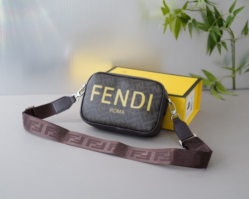 【話題商品！】フェンディ 激安偽物 斜め掛けショルダーバッグ