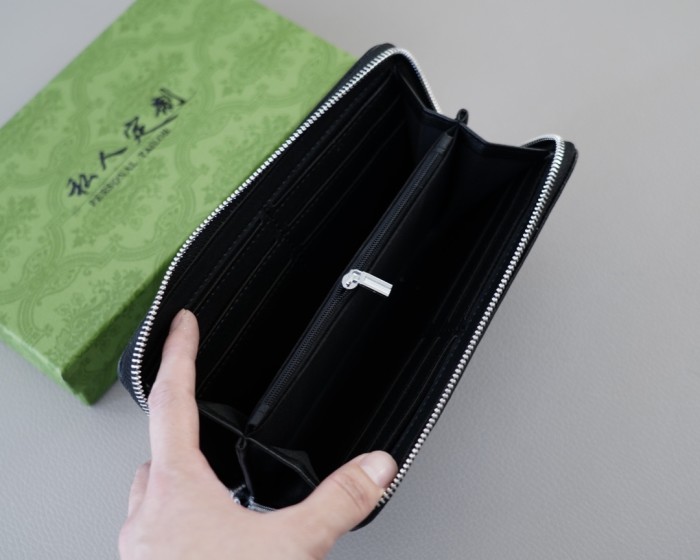 入手困難 プラダ 激安偽物 PRADA ハンドバッグ