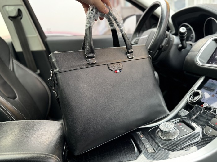 使い勝手良し プラダ コピー PRADA ブリーフケース