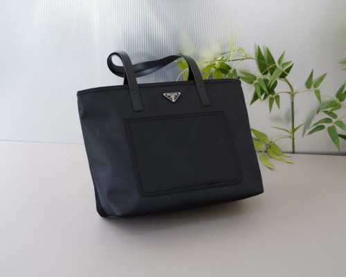 一目惚れ♪ プラダ コピーおすすめ PRADA 手提げリュックサック