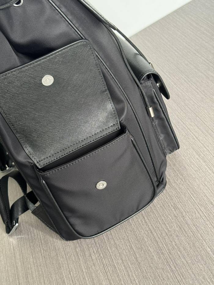 【話題商品！】 プラダ コピーおすすめ PRADA 2024最新デザインのプラダナイロン布と輸入子牛革リュック