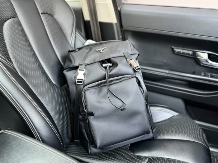 超話題! プラダ 偽物通販 PRADA リュックバック