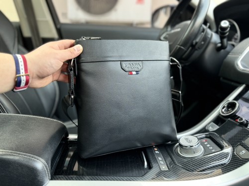 超話題! プラダ コピーおすすめ PRADA ショルダーバック