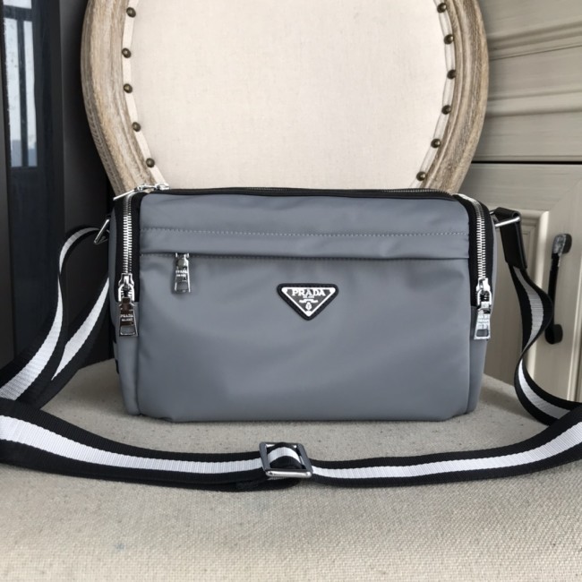 大人気 プラダ n級品 PRADA 最新デザインのプラダパラシュート防水布と輸入オリジナル革カジュアルクロスバッグ