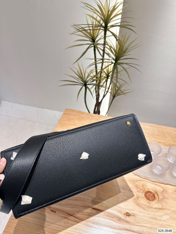 高品質 フェンディ n級品 ショルダーバック
