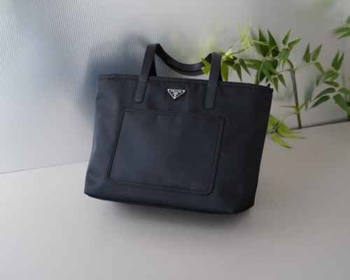 一目惚れ♪ プラダ コピーおすすめ PRADA 手提げリュックサック