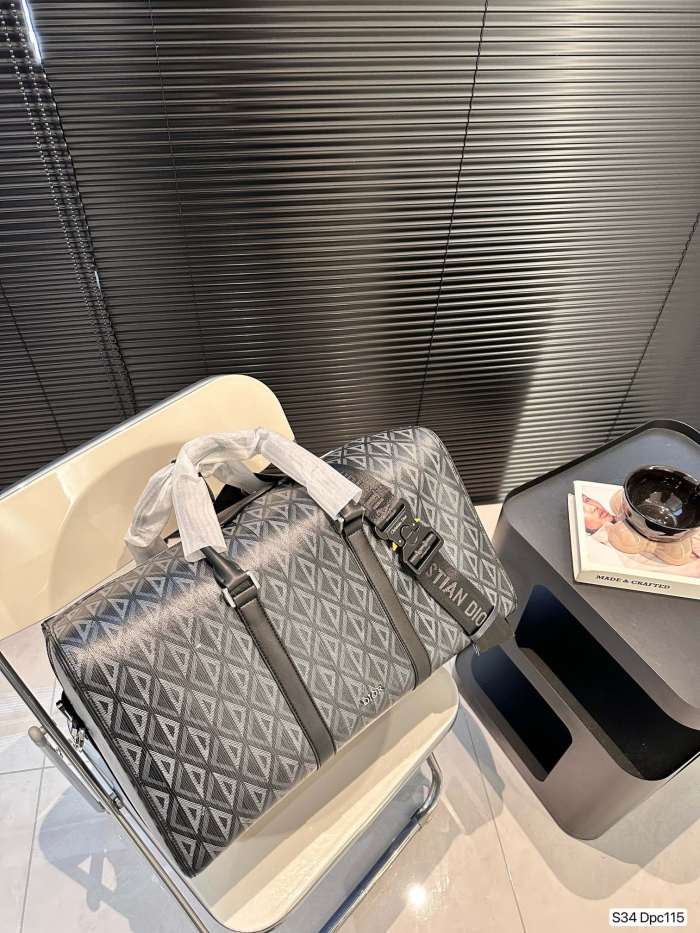 一目惚れ♪ ディオール 激安通販 Dior 旅行バッグ