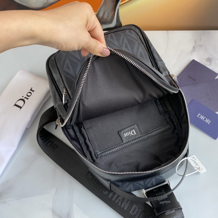 日本未入荷 ディオール スーパーコピー メンズ リュックバック