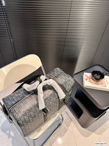 一目惚れ♪ ディオール 激安通販 Dior 旅行バッグ