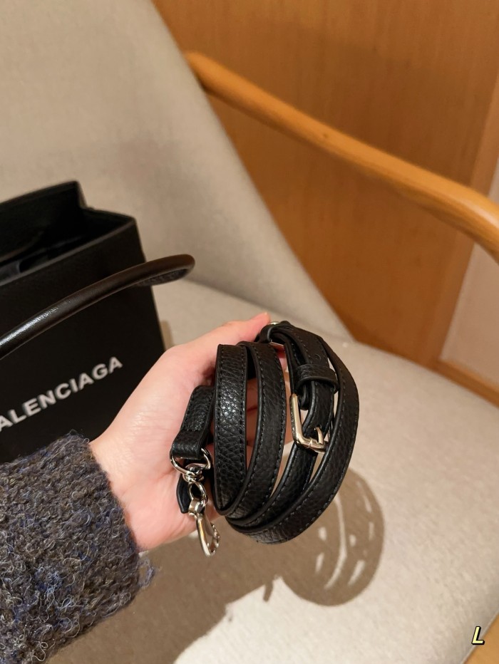 【話題商品！】バレンシアガ 激安通販 Balenciaga クラシックトートバッグ