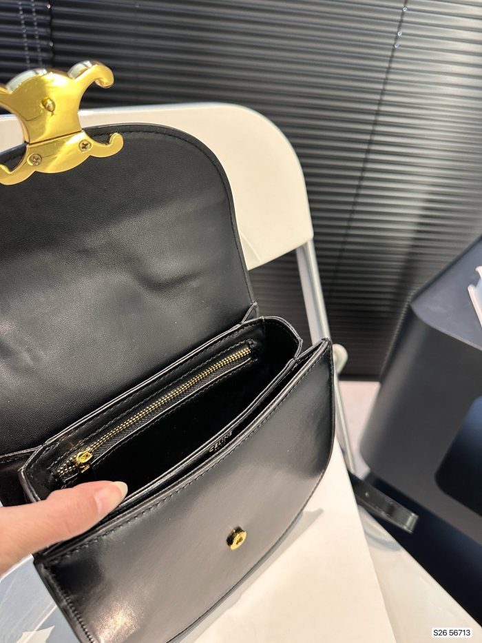 累積売上総額第１位！セリーヌ 激安偽物 サドルバッグ