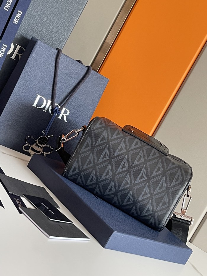 超奇跡の入荷☆ ディオール コピーおすすめ メンズ ショルダーバック