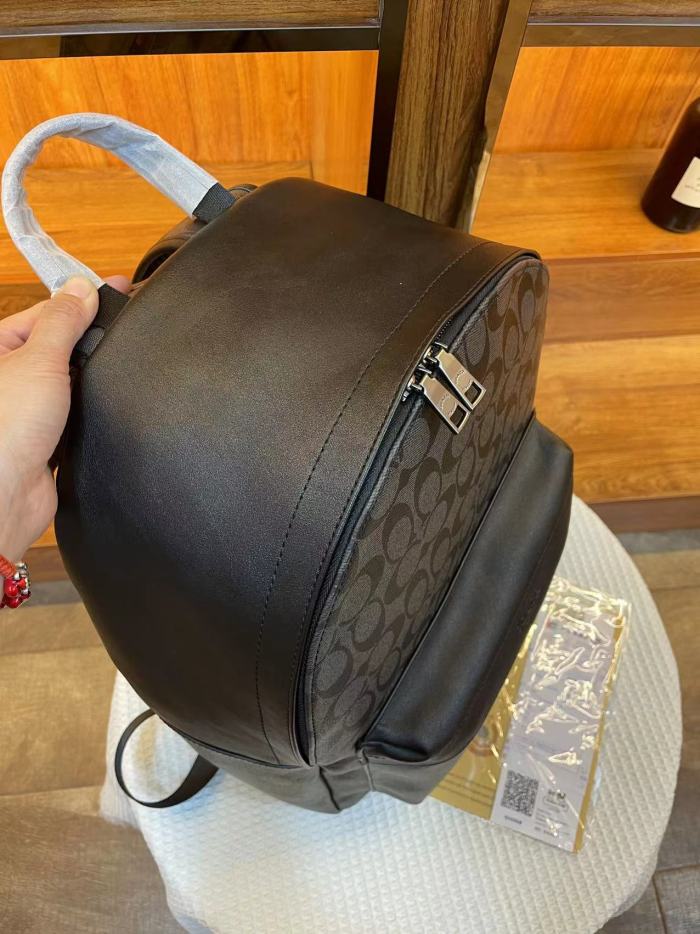 一目惚れ♪ コーチ n級品 ウェストマークプリントリュックサック