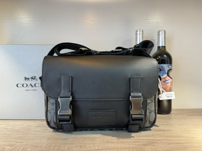 日本未入荷 コーチ スーパーコピー ショルダーバッグ