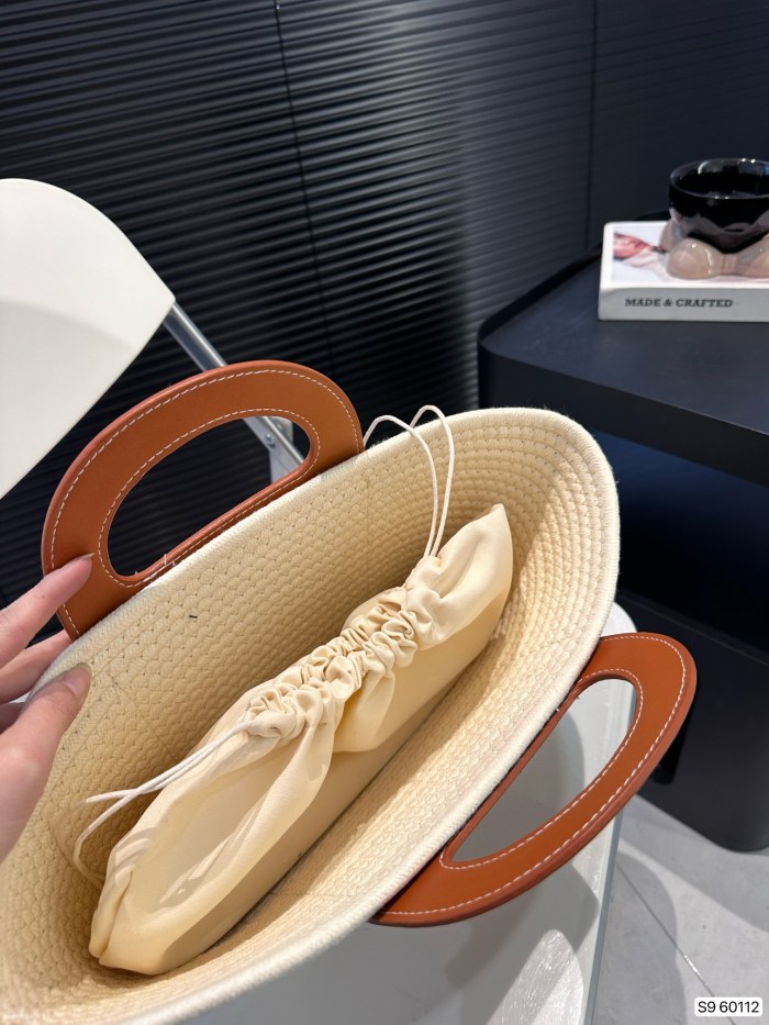 累積売上総額第１位！ロエベ n級品 ハンドバック