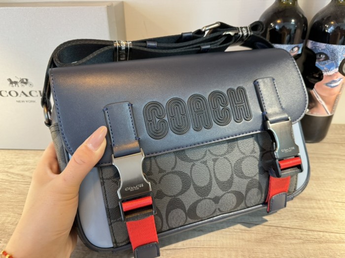 【話題商品！】コーチ n級品 ショルダーバッグ