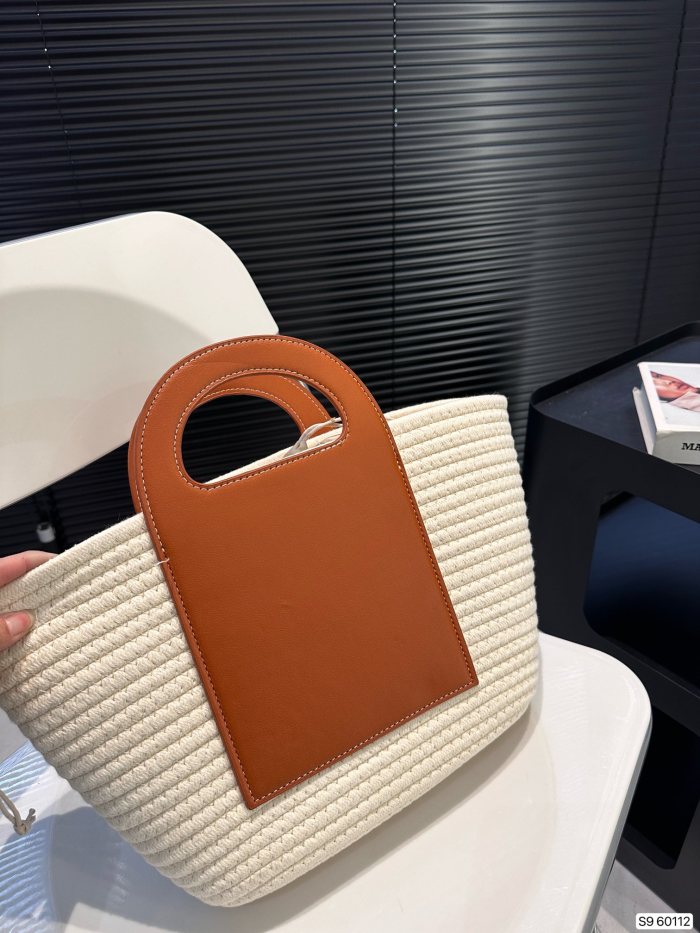 累積売上総額第１位！ロエベ n級品 ハンドバック