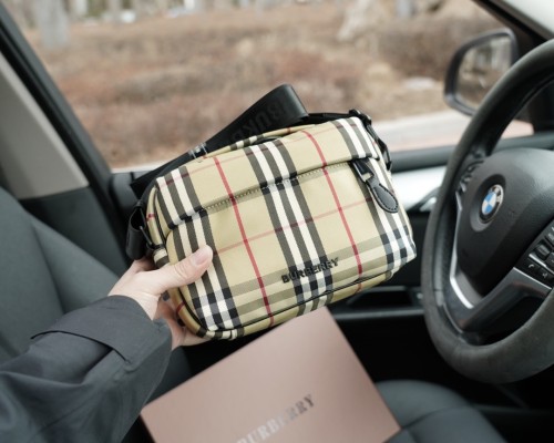 日本未入荷 バーバリー コピーおすすめ ショルダーバック