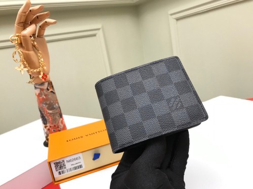 稀少 ルイヴィトン 偽物通販 短財布