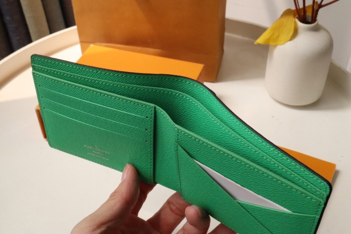 超奇跡の入荷☆ ルイヴィトン 偽物通販 短財布